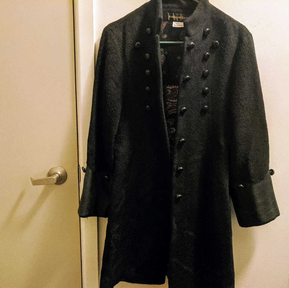 Gorgeous coat leather cuffs made in Switzerland